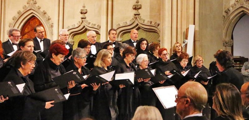 Misa i concert del Orfeó UIB i Cor de Pares i Mares de la UIB a Petra